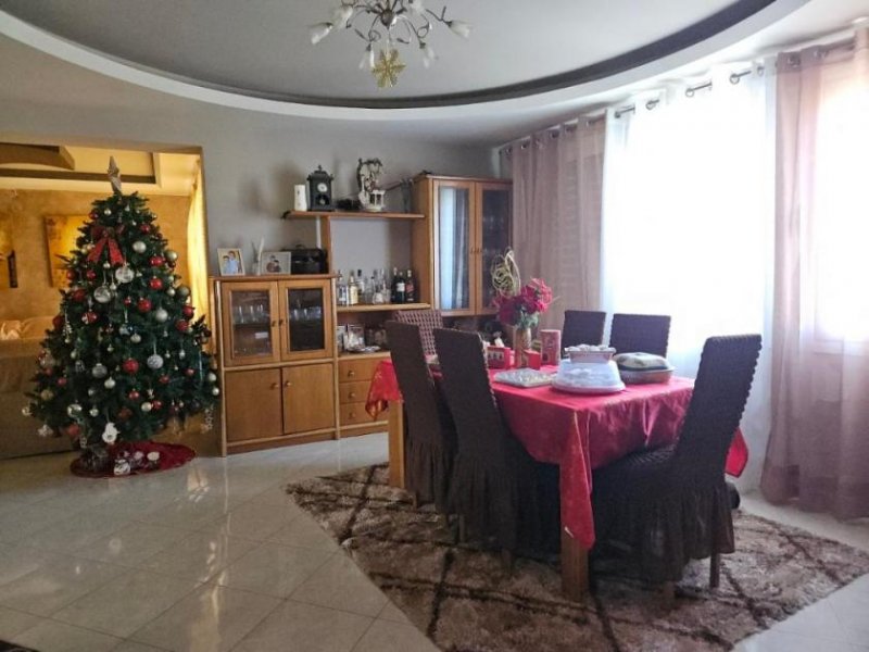 Neapoli Kreta, Neapoli: Geräumige Wohnung zu verkaufen Wohnung kaufen